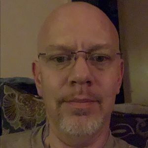 Meet your Posher, Clint